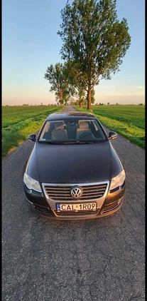 Volkswagen Passat cena 9900 przebieg: 480000, rok produkcji 2005 z Kruszwica małe 67